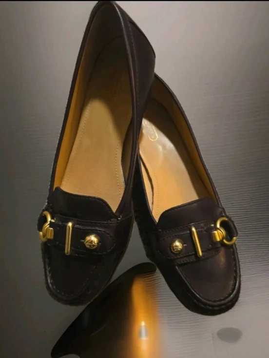 Pre-loved Brown Leather Coach "Elkie" Loafers Sz 9.5. - Picture 5 of 6